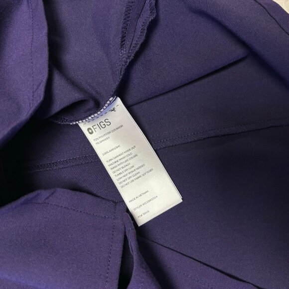 Figs Womens Catarina One Pocket Scrub Top Size Small Technical Collection Purple - Picture 5 of 6